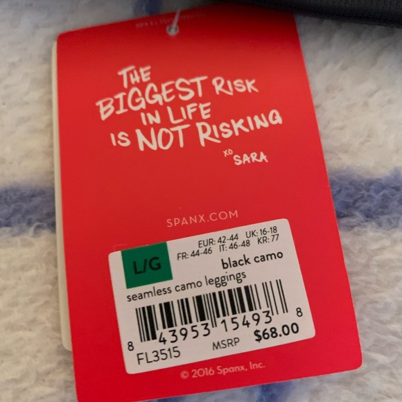 NWT -Spanx Seamless Camo Leggings - Picture 5 of 6